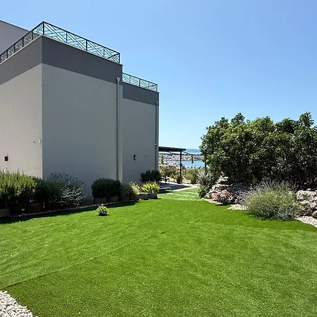 Modro Nebo Villa