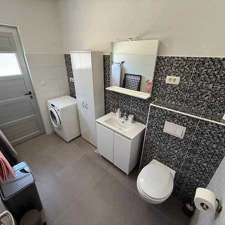 Modro Nebo Villa *