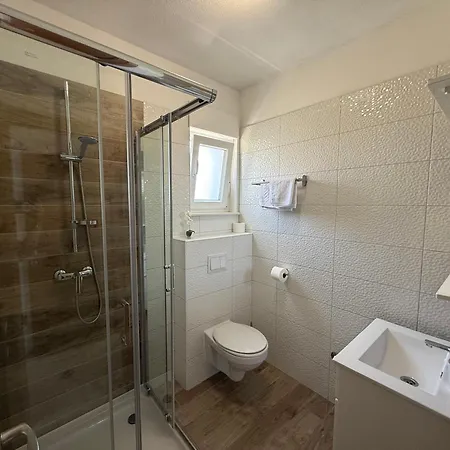 Modro Nebo Trogir