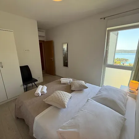 Modro Nebo Villa Trogir