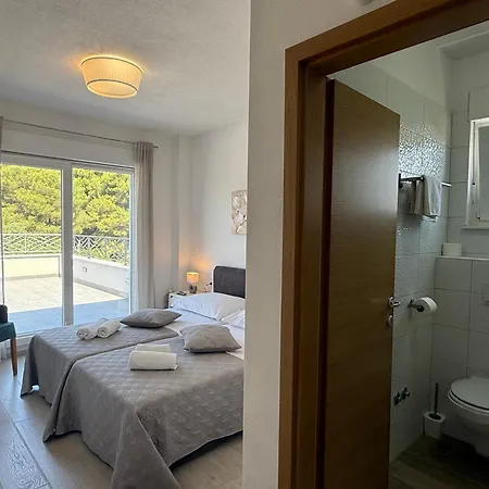 Villa Modro Nebo *